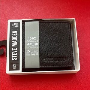 Steve Madden Genuine Black Leather Card Holder
